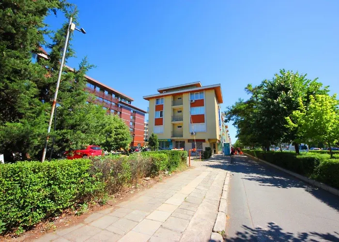 Menada Diamant Apartament Słoneczny Brzeg