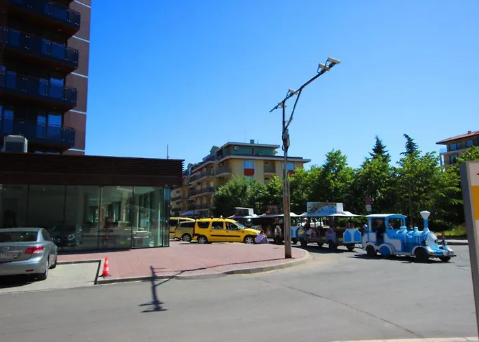 Menada Diamant Słoneczny Brzeg