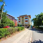 Menada Diamant Apartament Słoneczny Brzeg