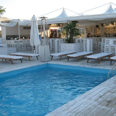 Menada Diamant 公寓 *