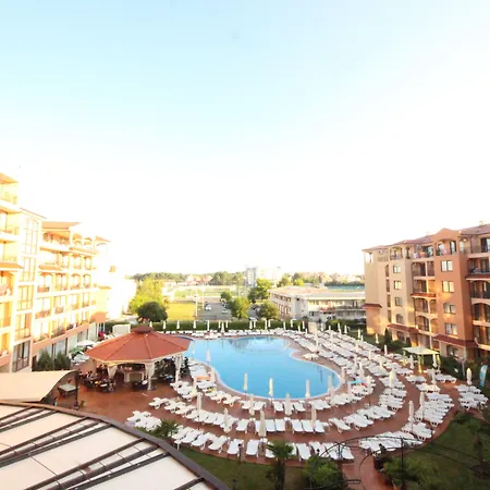 Menada Diamant 公寓 *