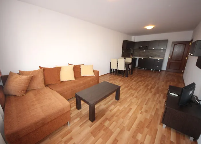 Menada Diamant Apartment *