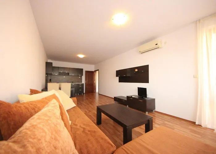 Menada Diamant Apartment *