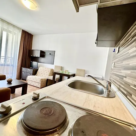 Апартаменты Menada Diamant Солнечный берег