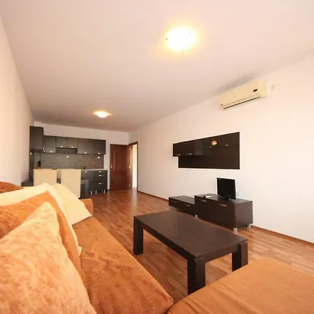 Menada Diamant Апартаменты *